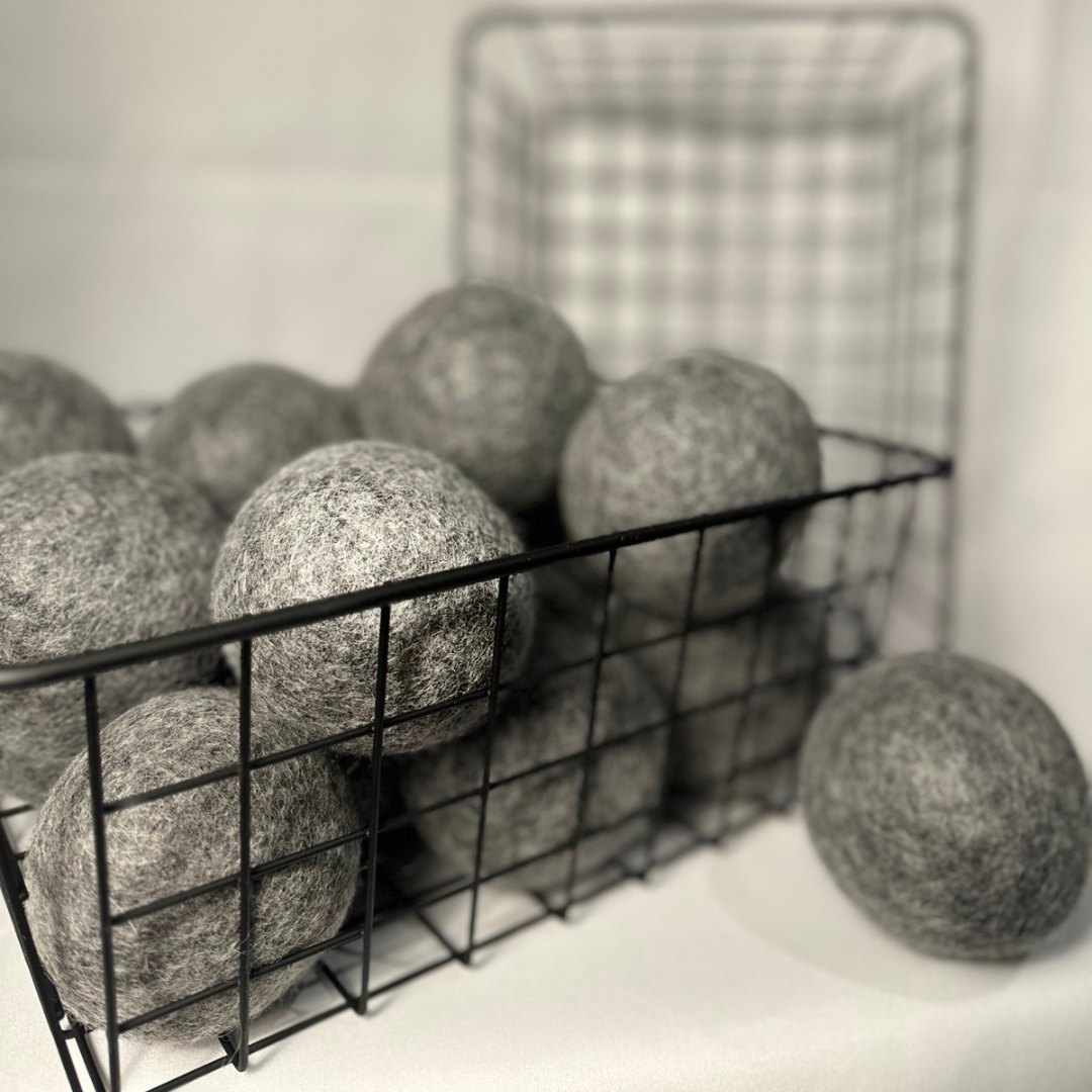 Filzball grau